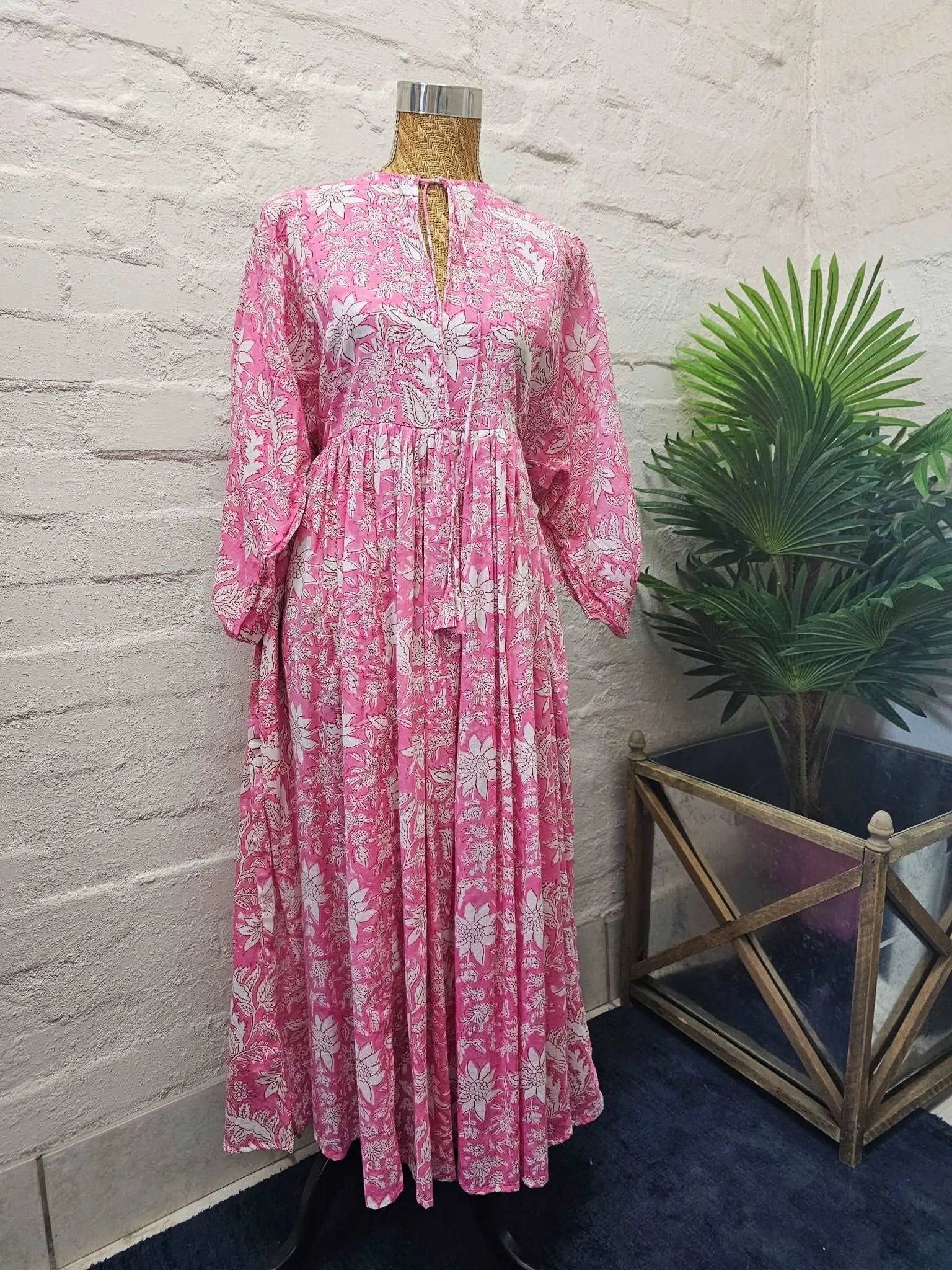 Pink floaty dress with sleeves hotsell